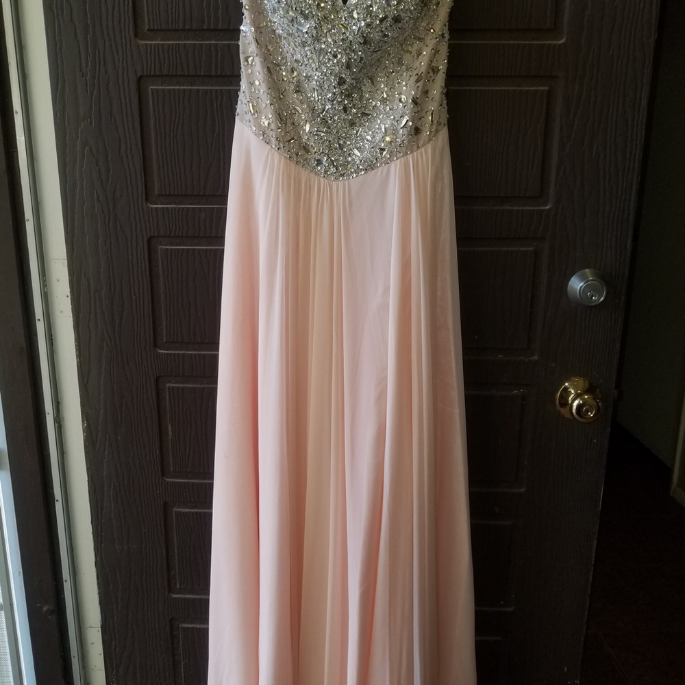 PROM DRESS - Picture 2 of 4